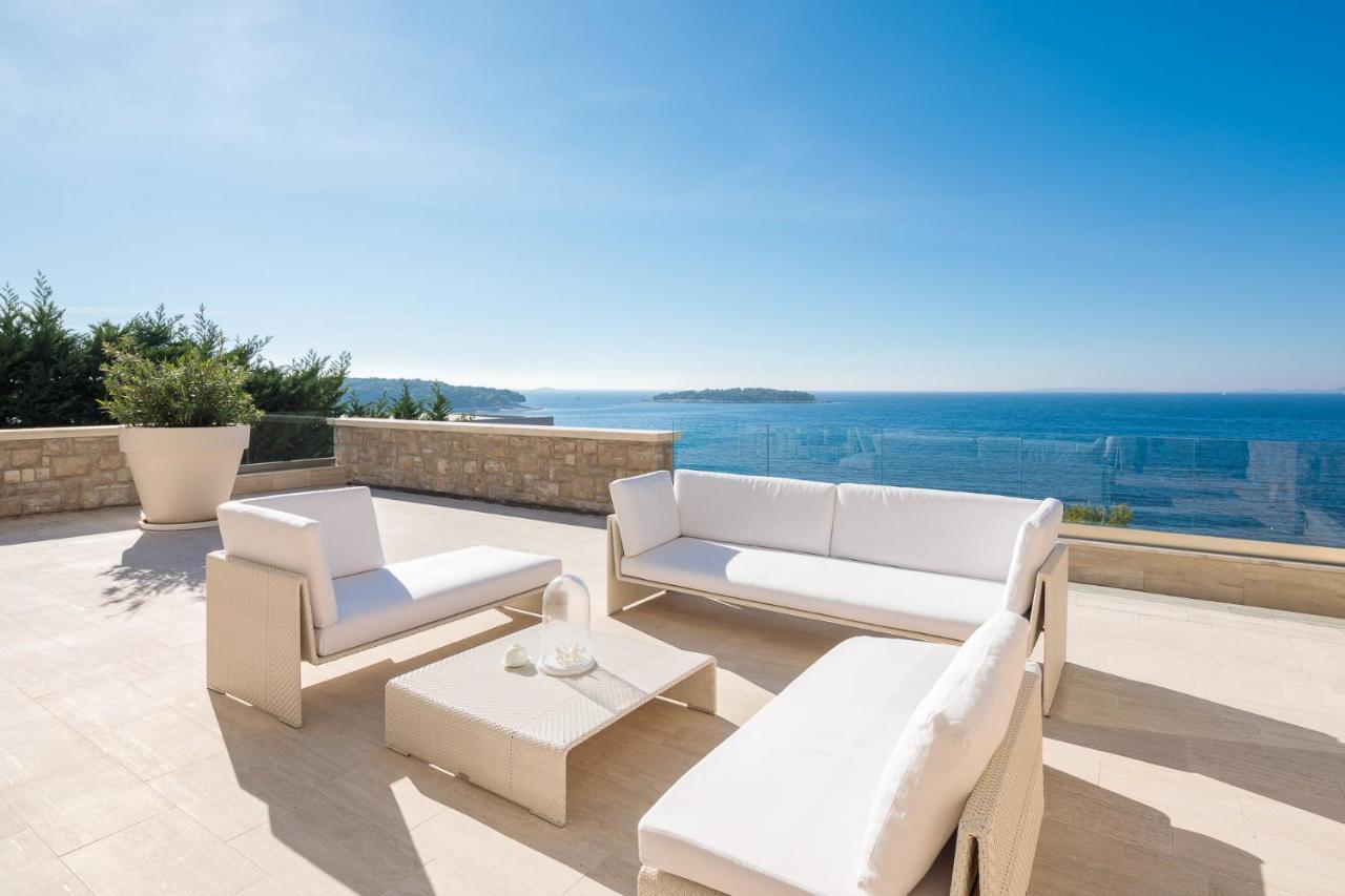 Luxury Seafront Villa Primosten Glamour With Private Pool, Sauna And Gym At The Beach In Primošten Exterior foto